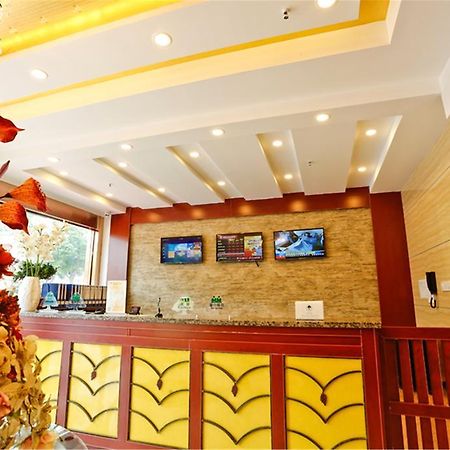 Greentree Inn Zhejiang Jiaxing West Zhongshan Road Vintage Car Building Express Hotel Exteriér fotografie