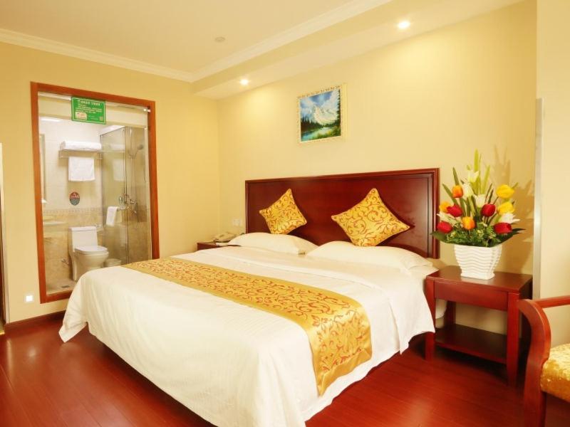 Greentree Inn Zhejiang Jiaxing West Zhongshan Road Vintage Car Building Express Hotel Exteriér fotografie