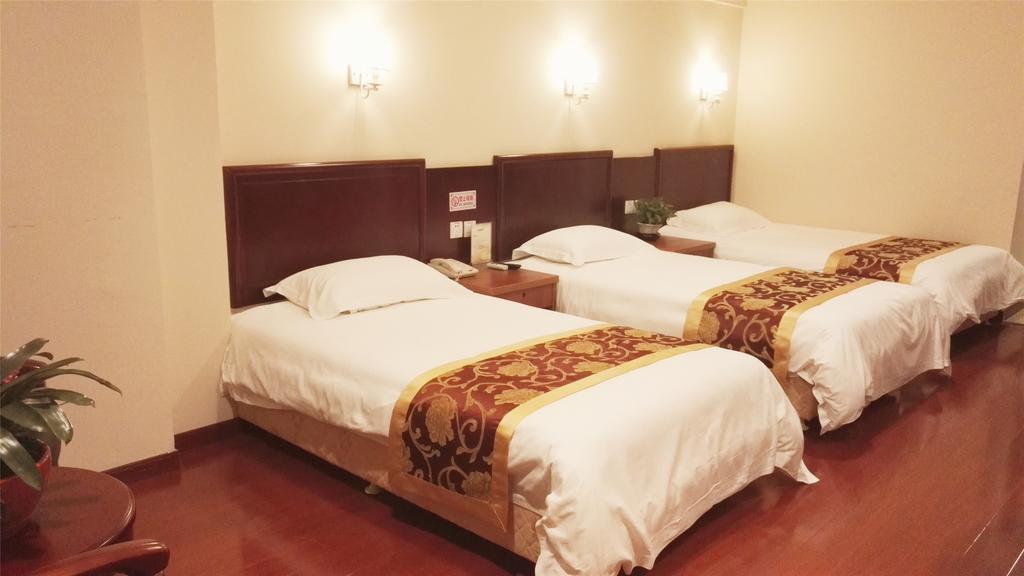 Greentree Inn Zhejiang Jiaxing West Zhongshan Road Vintage Car Building Express Hotel Exteriér fotografie