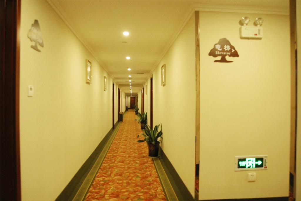 Greentree Inn Zhejiang Jiaxing West Zhongshan Road Vintage Car Building Express Hotel Exteriér fotografie